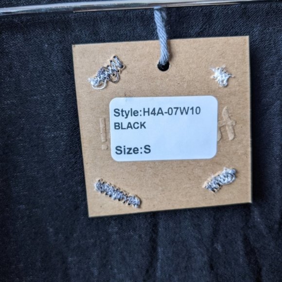 NWT / HELLO NITE! / BLACK SCOOP NECK TANK TOP / SMALL - Picture 6 of 13